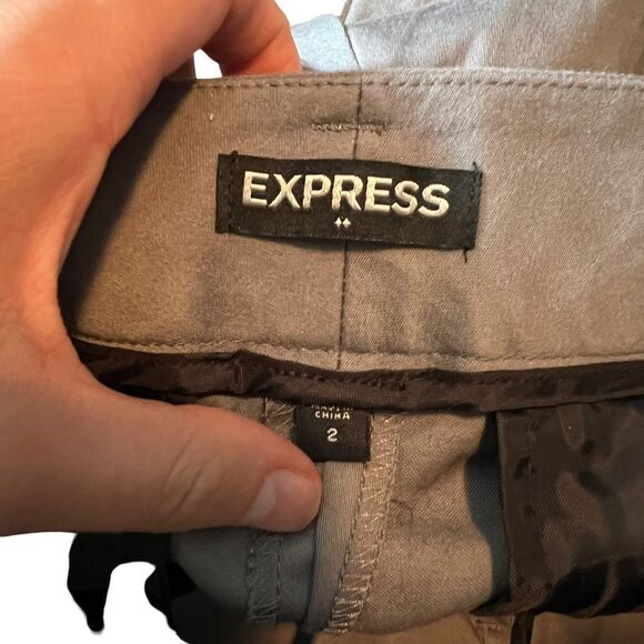 Express grey shorts. Size 2 - Picture 3 of 9
